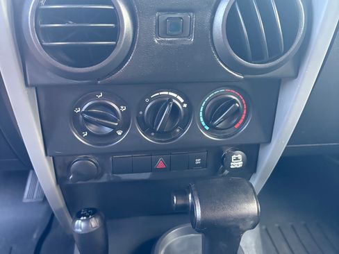 Used 2008 Jeep Wrangler X AWD/4WD image 10