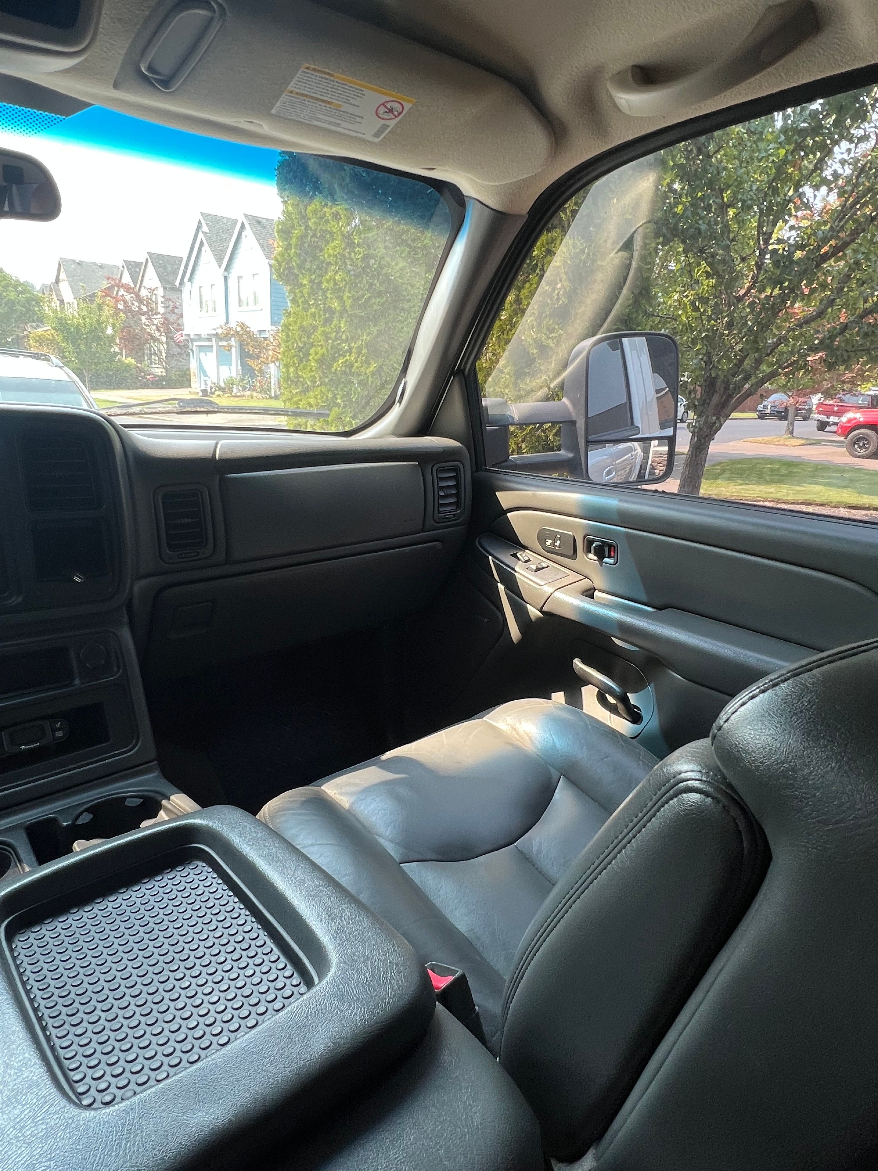 Used 2005 GMC Sierra 2500 SLT AWD/4WD image 14