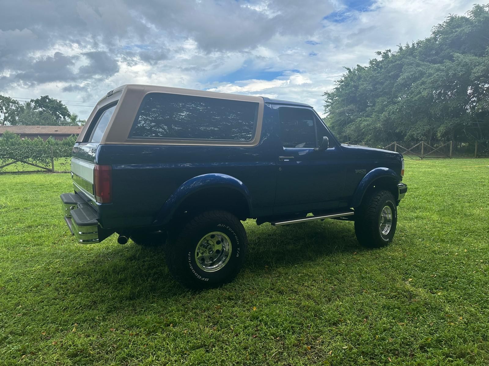 Used 1992 Ford Bronco AWD/4WD image 4