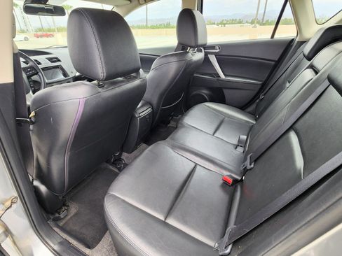 Used 2010 MAZDA MAZDA3 s Grand Touring FWD image 23