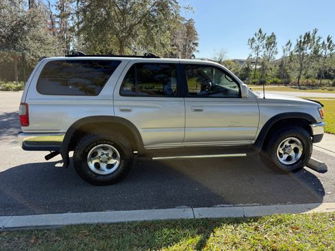 Used 1997 Toyota 4Runner SR5 image 4