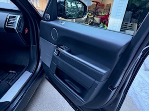 Used 2018 Land Rover Range Rover Sport HSE Dynamic image 22