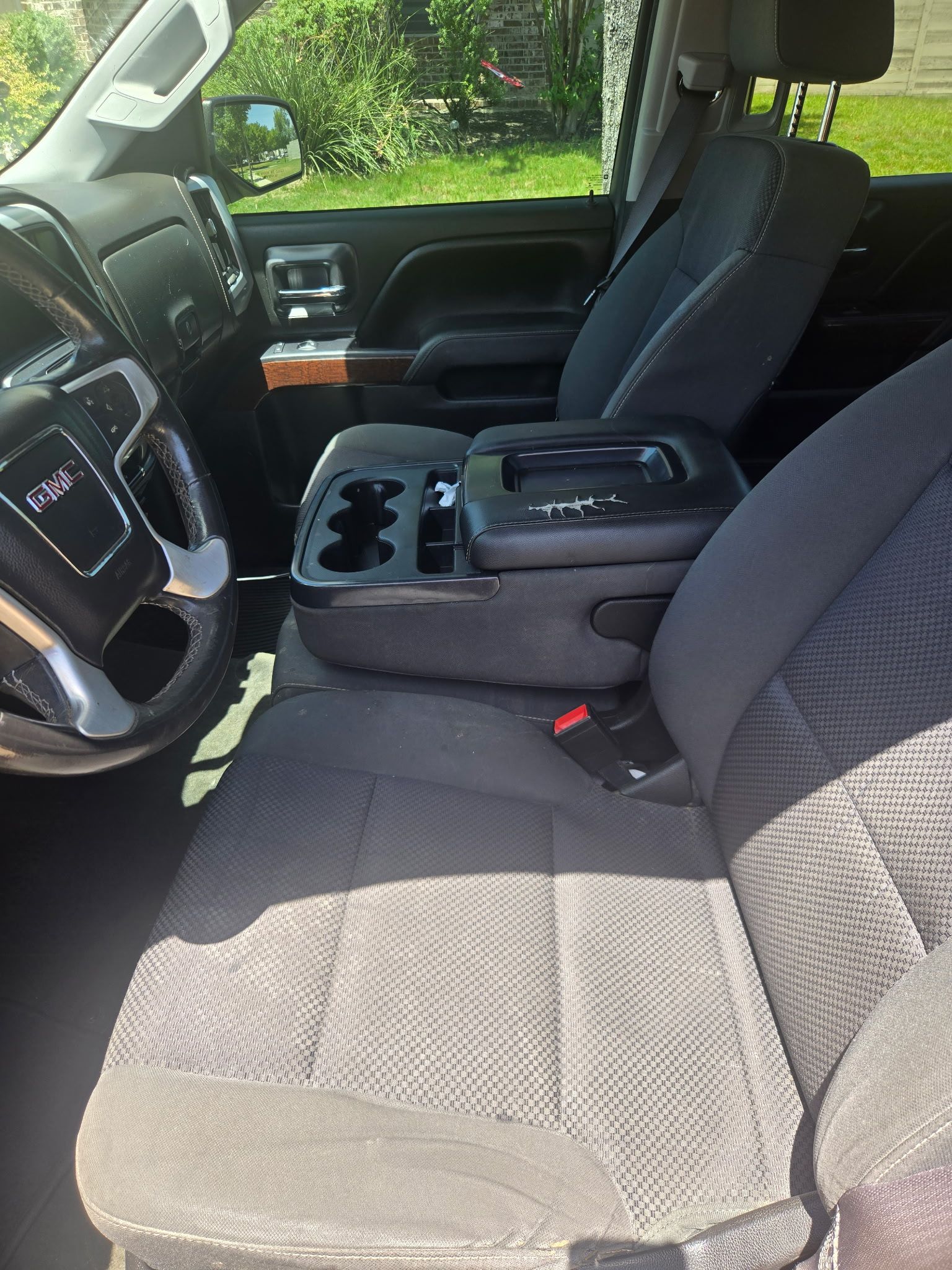 Used 2015 GMC Sierra 1500 SLE w/ SLE Value Package AWD/4WD image 9