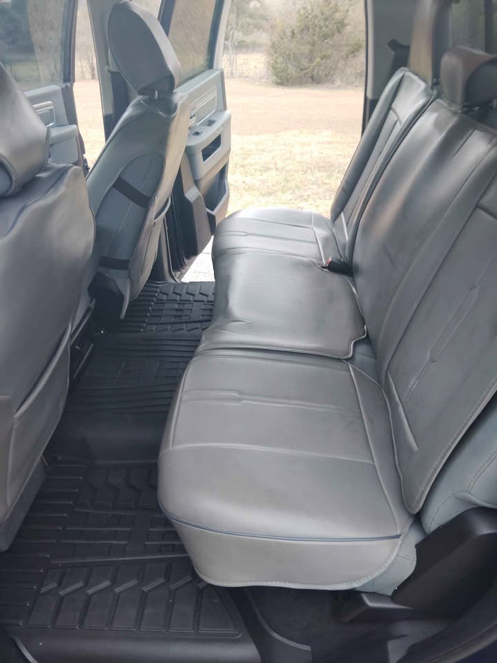 Used 2018 RAM 3500 SLT AWD/4WD image 11