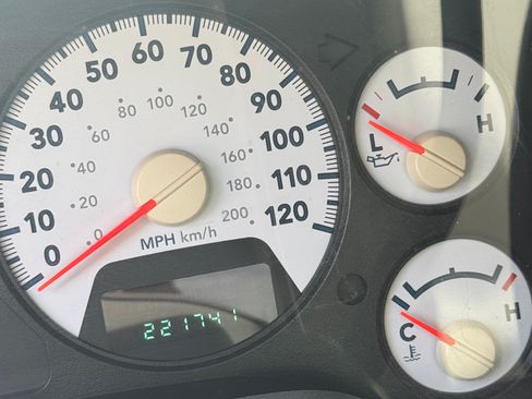 Used 2008 Dodge Ram 1500 Truck SLT image 13