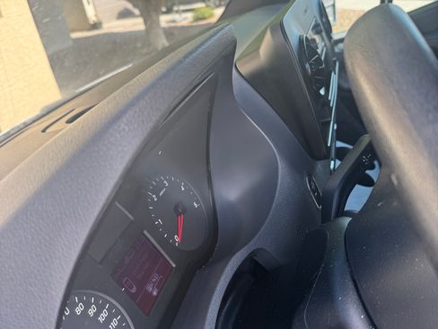 Used 2021 Mercedes-Benz Sprinter 2500 image 13