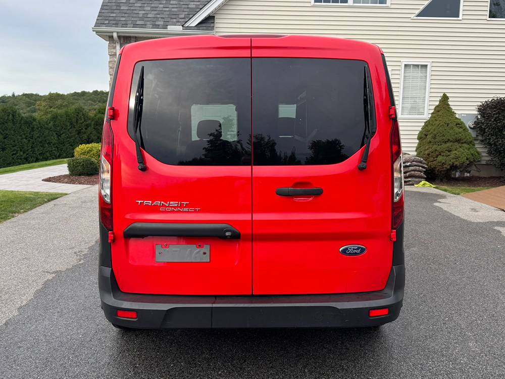 Used 2022 Ford Transit Connect XL FWD image 5