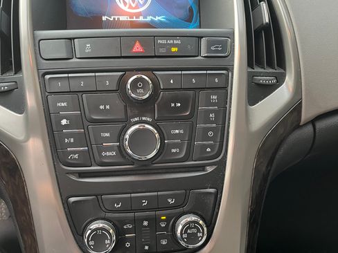 Used 2013 Buick Verano Convenience FWD image 6