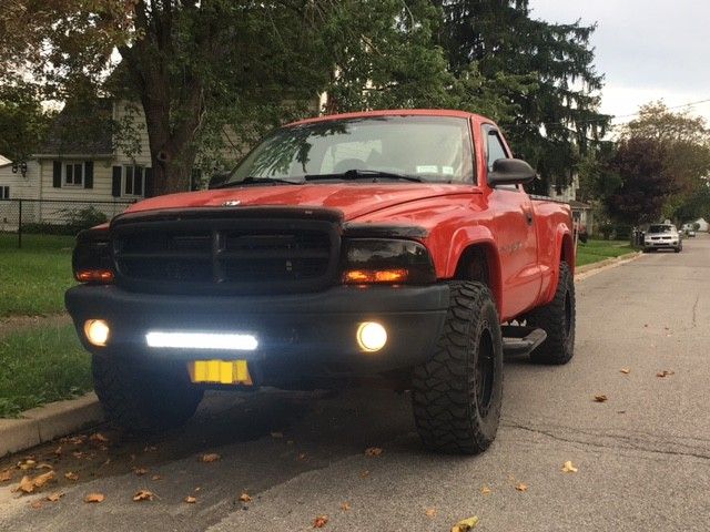 Used 2002 Dodge Dakota Sport AWD/4WD image 2