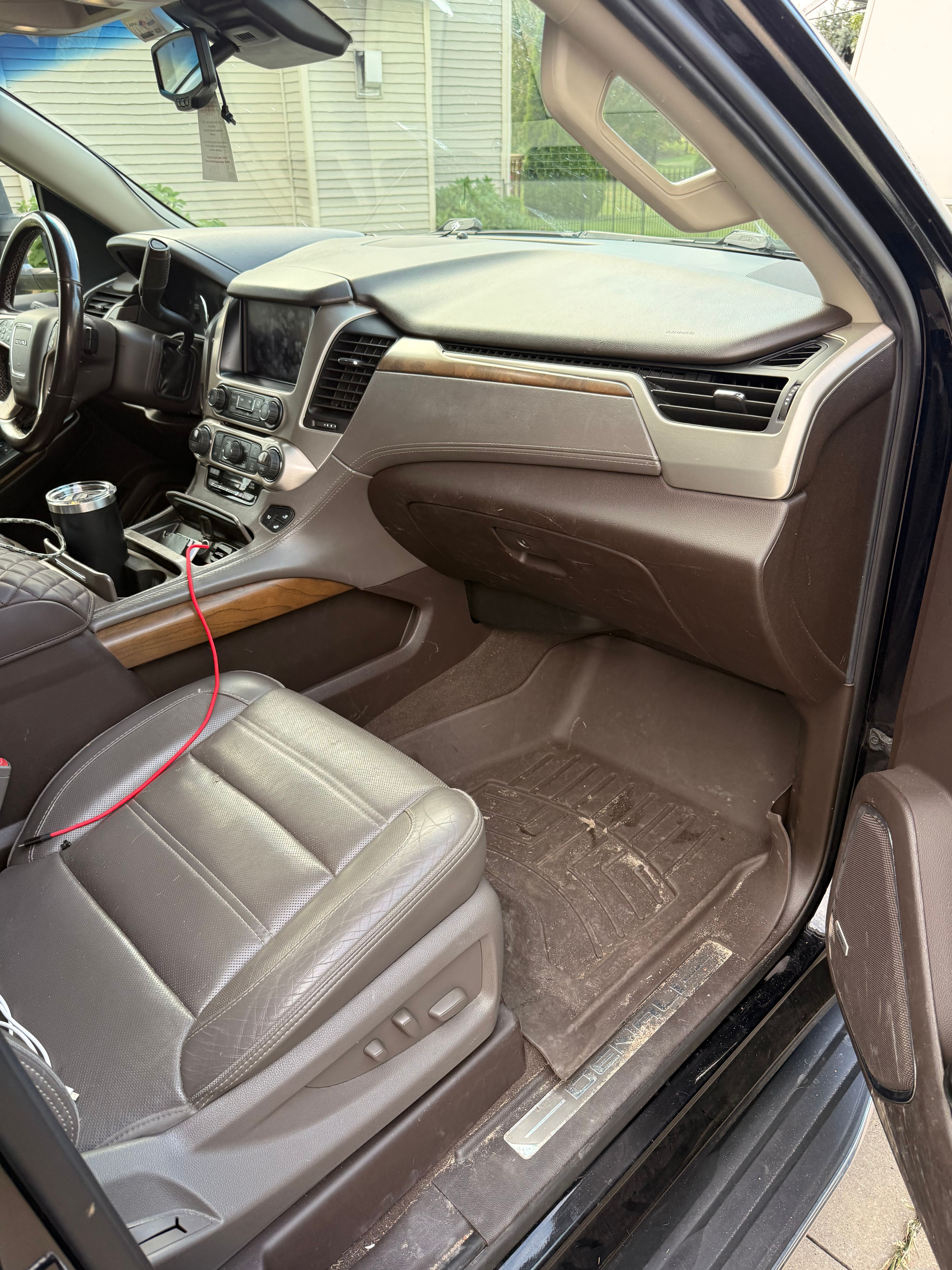 Used 2020 GMC Yukon XL Denali AWD/4WD image 14