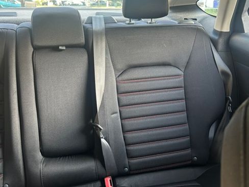 Used 2016 Ford Fusion SE AWD/4WD image 12