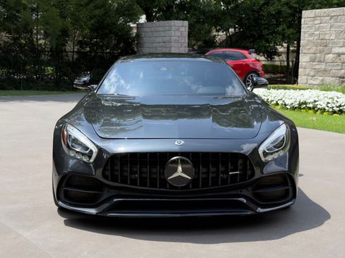 Used 2018 Mercedes-Benz AMG GT C image 2