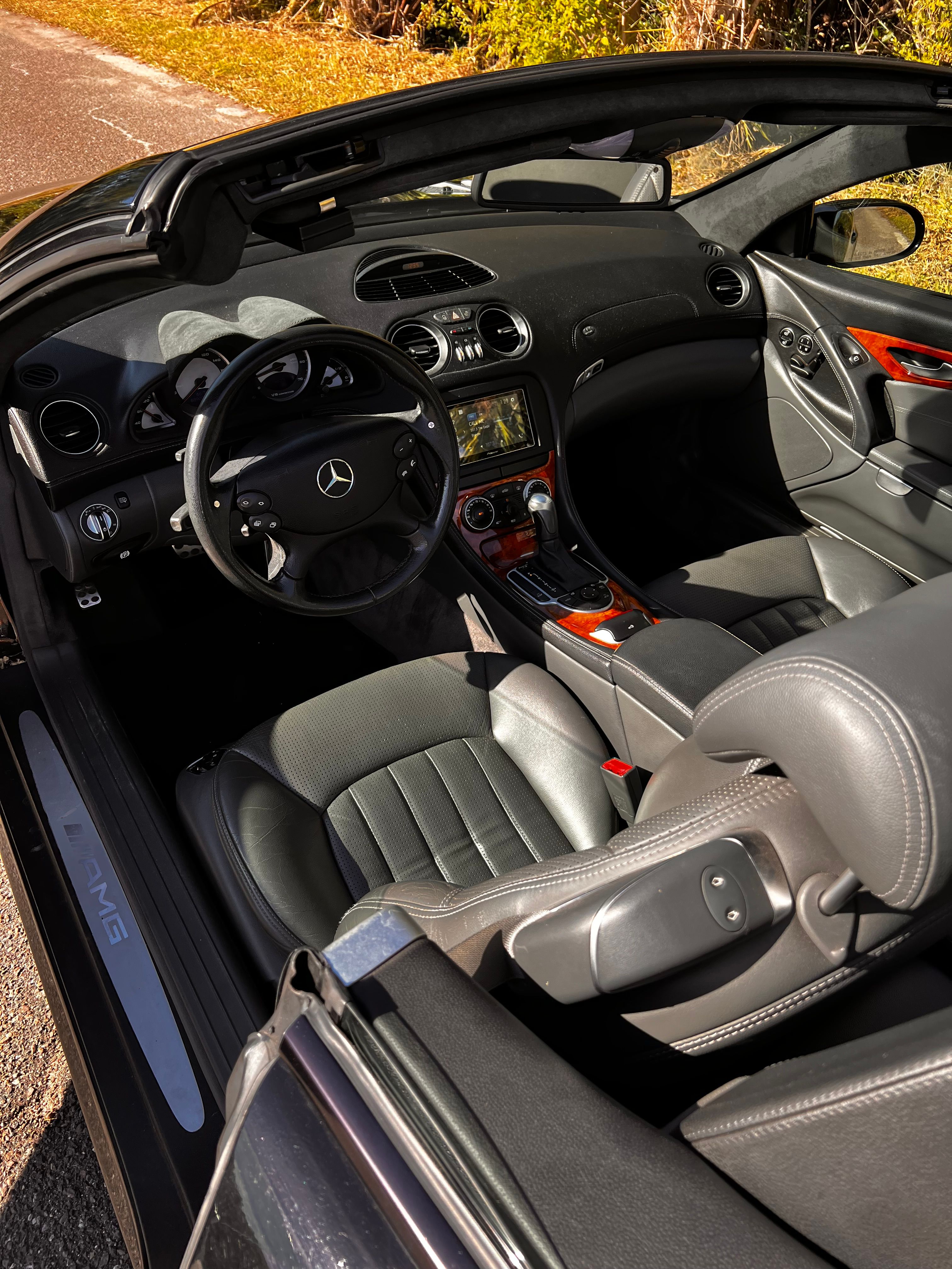 Used 2004 Mercedes-Benz SL 55 AMG image 6