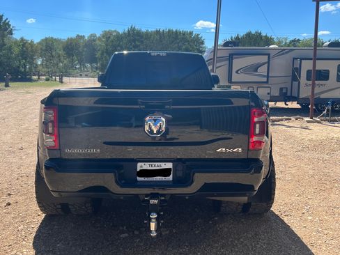 Used 2019 RAM 3500 Laramie image 4