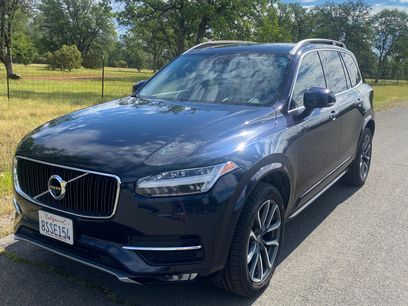 Used 2019 Volvo XC90 T5 Momentum w/ Advanced Package
