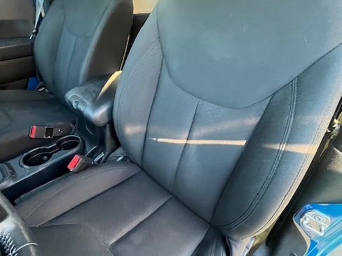 Used 2016 Jeep Wrangler Sport image 23