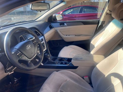 Used 2015 Hyundai Sonata SE w/ Option Group 09 image 8