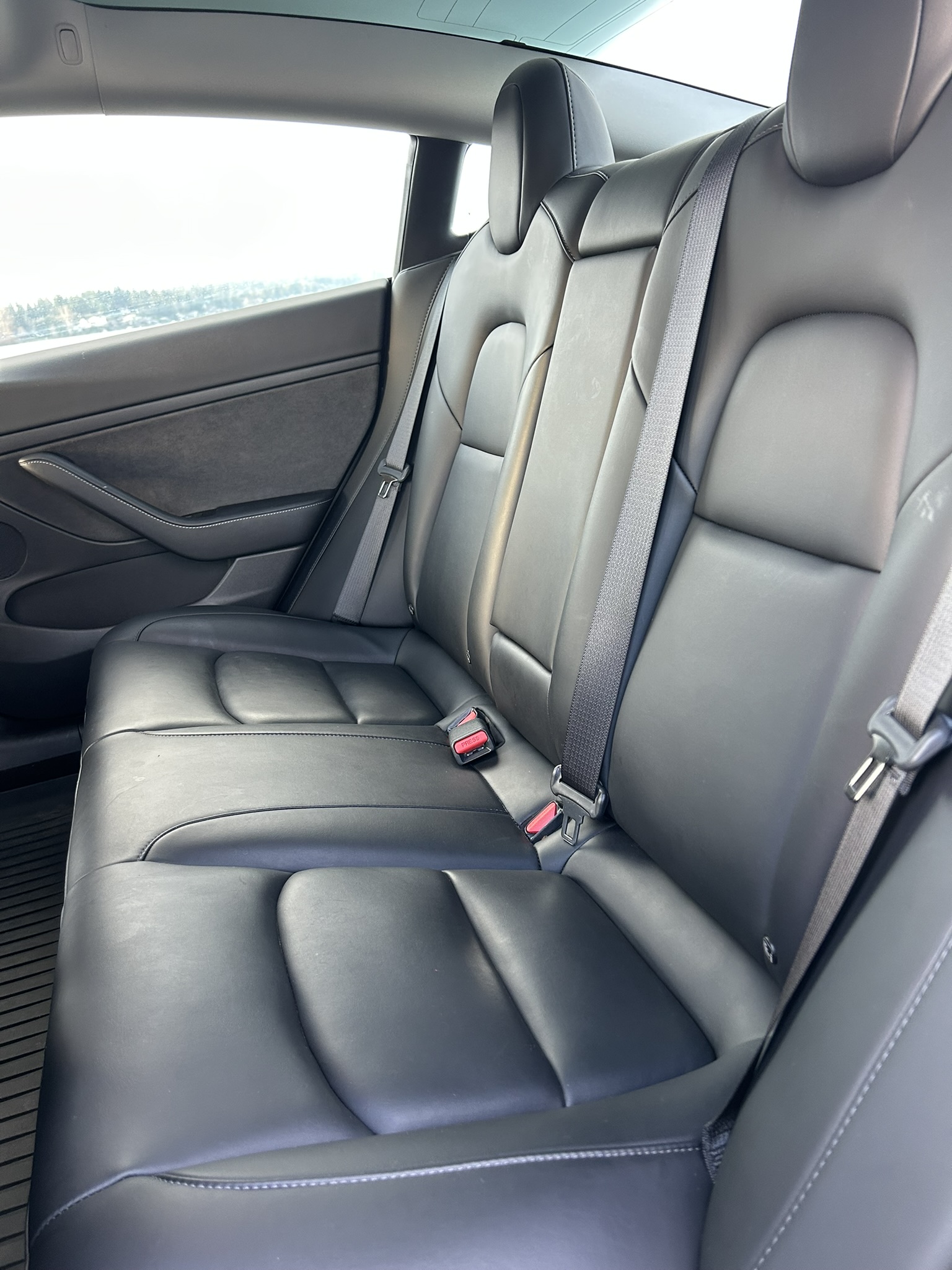 Used 2022 Tesla Model 3 Performance AWD/4WD image 9