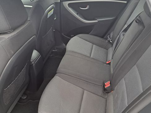 Used 2013 Hyundai Elantra GT image 1