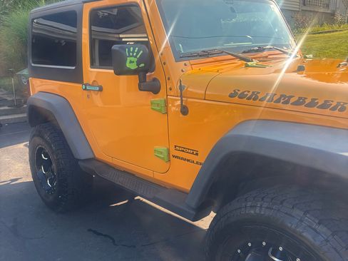 Used 2012 Jeep Wrangler Sport AWD/4WD image 4