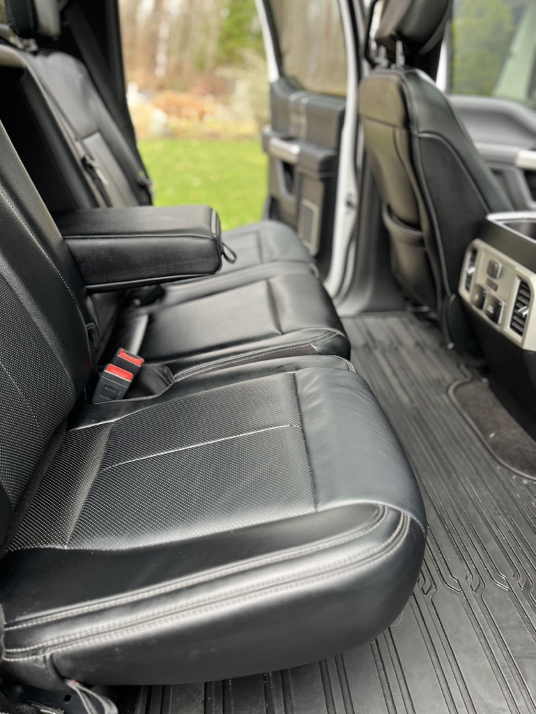 Used 2019 Ford F150 Lariat w/ Equipment Group 502A Luxury AWD/4WD image 14