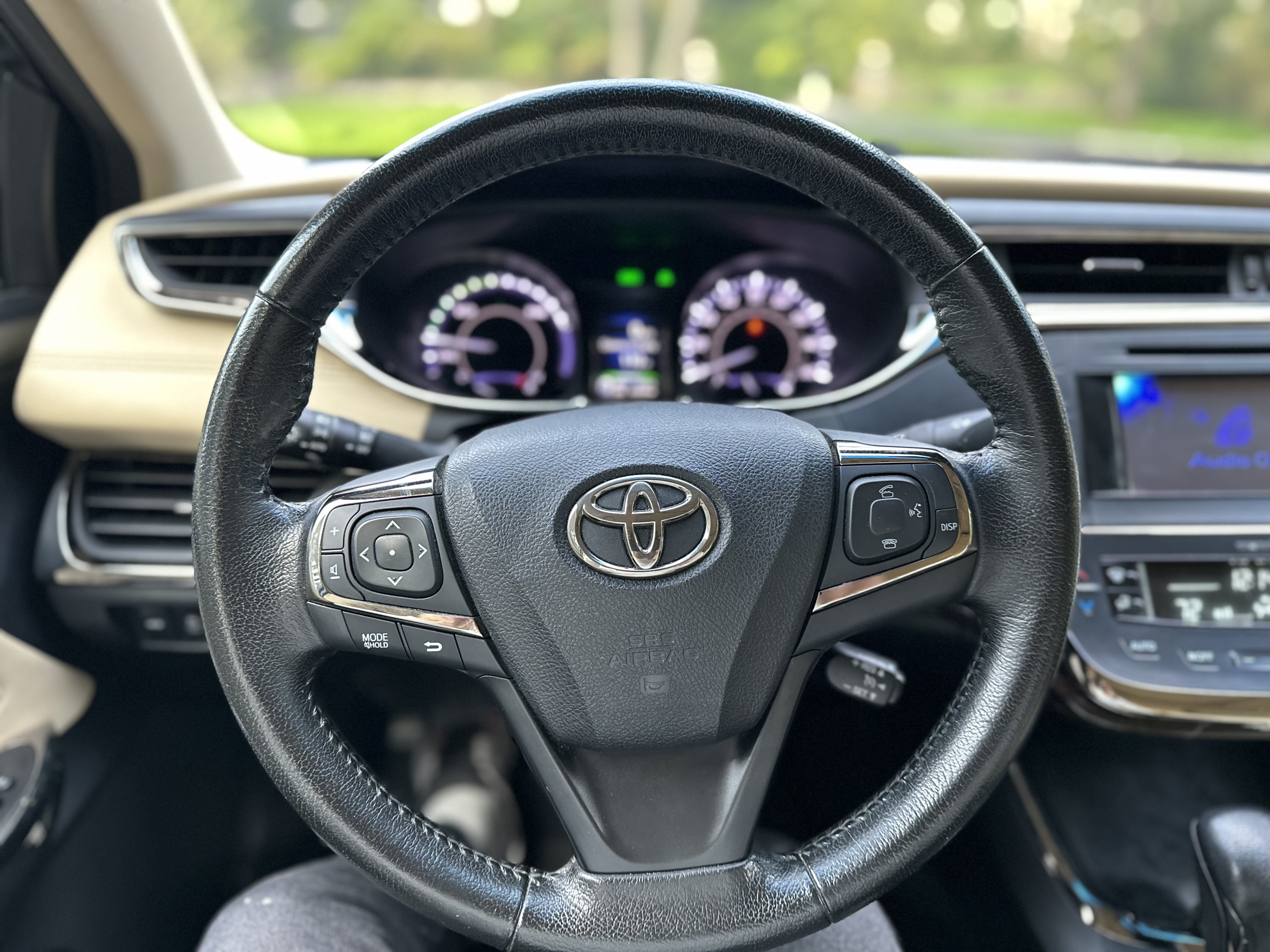 Used 2013 Toyota Avalon XLE Touring FWD image 16