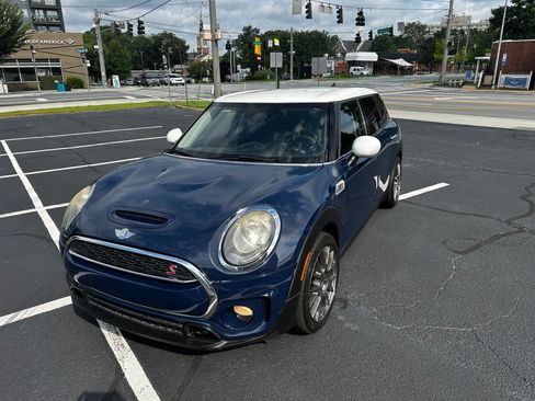 Used 2017 MINI Cooper Clubman S FWD image 2