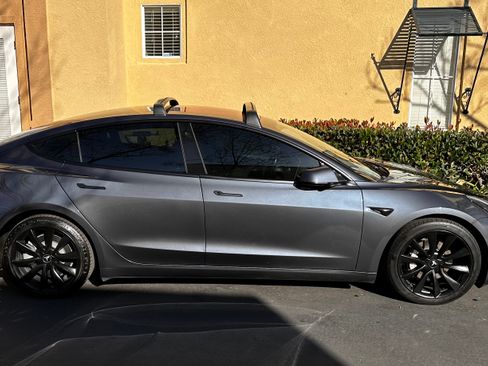 Used 2018 Tesla Model 3 Long Range image 6