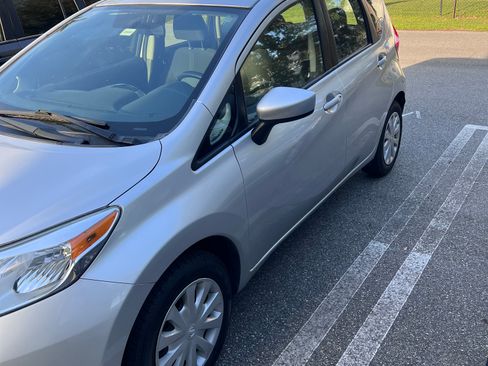 Used 2016 Nissan Versa Note SV FWD image 5