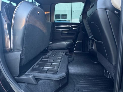 Used 2019 RAM 3500 Laramie image 11