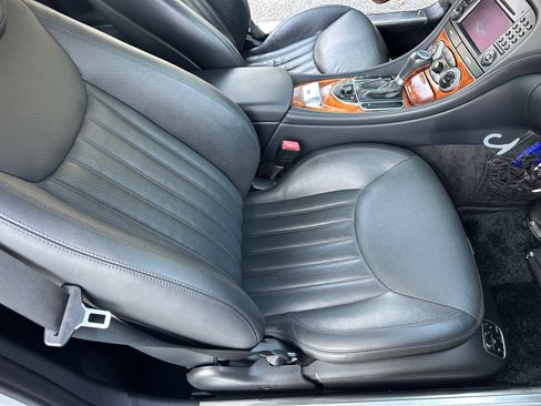 Used 2009 Mercedes-Benz SL 550 image 14