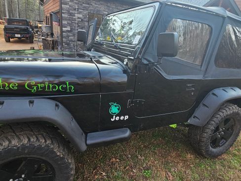 Used 1995 Jeep Wrangler Sport S image 2