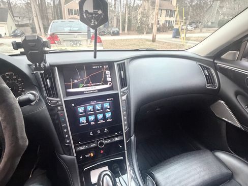 Used 2017 INFINITI Q50 Red Sport 400 image 2