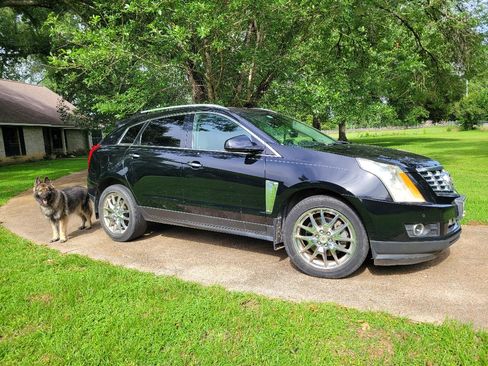 Used 2013 Cadillac SRX Premium FWD image 2