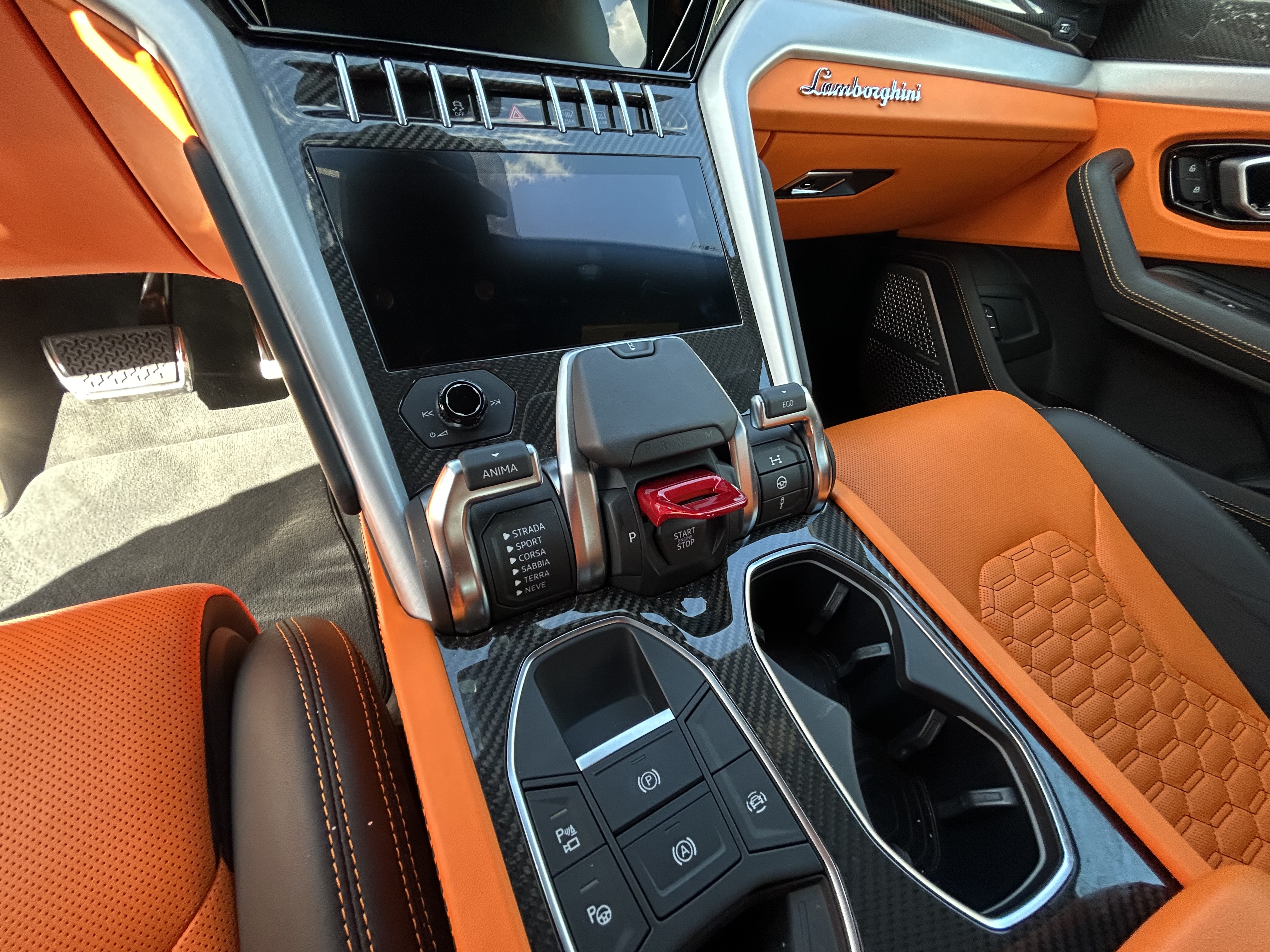 Used 2022 Lamborghini Urus AWD/4WD image 27