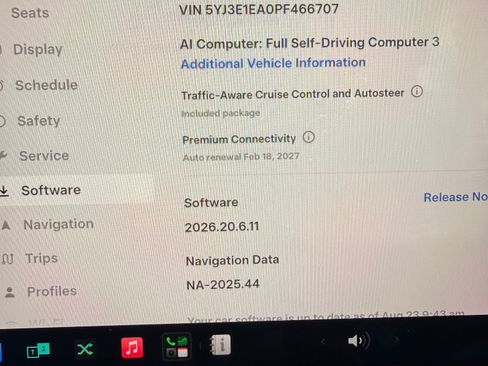 Used 2023 Tesla Model 3 Standard Range RWD image 11