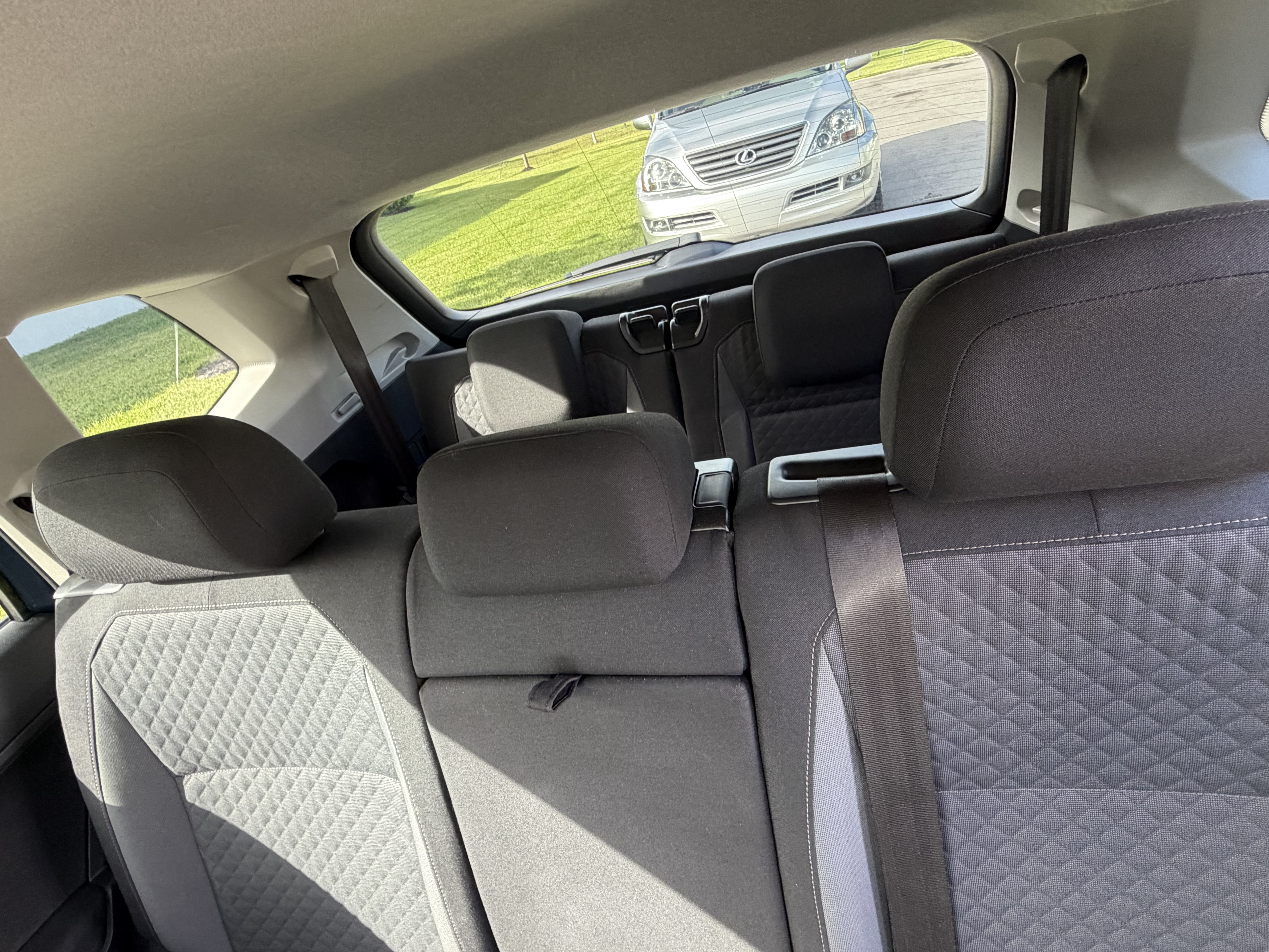 Used 2018 Volkswagen Tiguan S FWD image 18