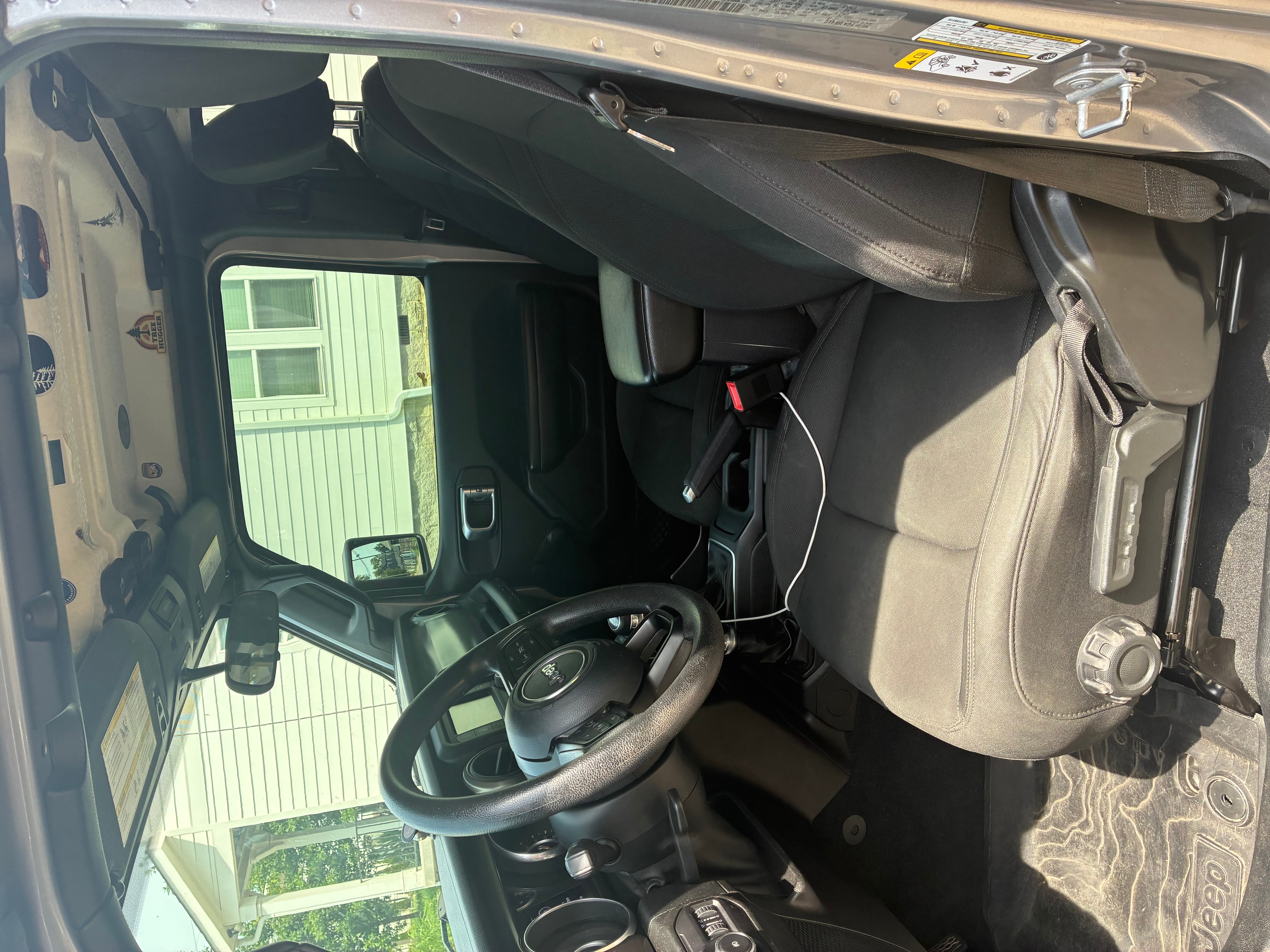 Used 2018 Jeep Wrangler Unlimited Sport AWD/4WD image 6