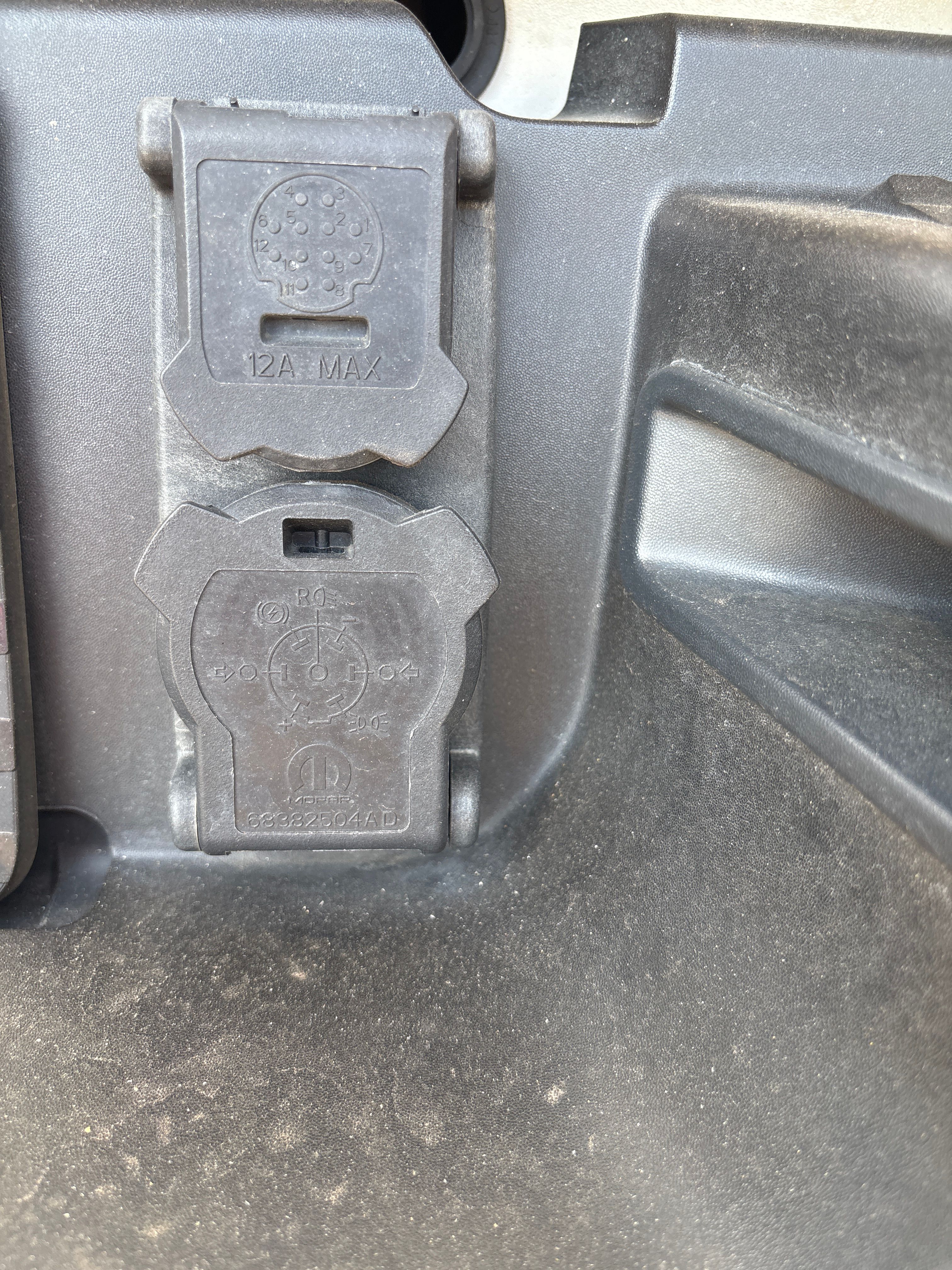 Used 2025 RAM 2500 Big Horn AWD/4WD image 12