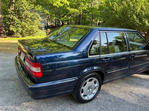 Used 1998 Volvo S90 RWD image 21