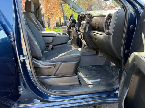 Used 2020 GMC Sierra 2500 Pickup 4D 8 ft w/ Convenience Package image 12