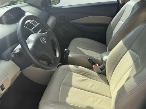 Used 2008 Toyota Yaris Sedan image 18