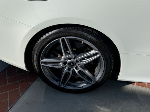 Used 2019 Mercedes-Benz E 450 Cabriolet image 16