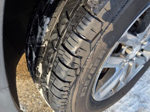 Used 2017 GMC Acadia SLT image 23