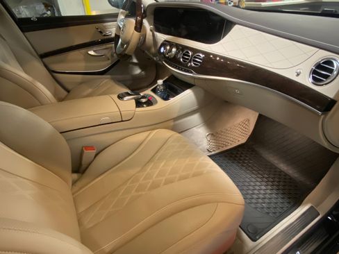 Used 2020 Mercedes-Benz S 560 4MATIC Sedan image 10