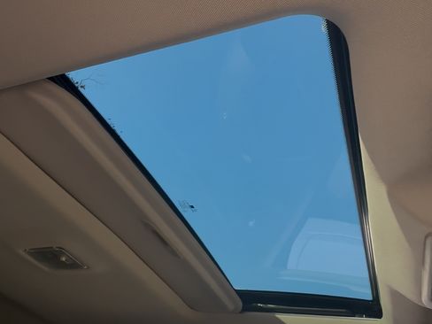 Used 2008 INFINITI FX35 2WD w/ Technology Pkg image 12