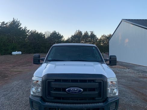 Used 2015 Ford F250 XL w/ Snow Plow Prep Package AWD/4WD image 8