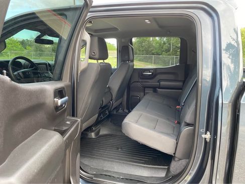 Used 2020 Chevrolet Silverado 1500 Custom Trail Boss AWD/4WD image 12