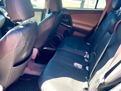 Used 2010 Toyota RAV4 Limited image 8