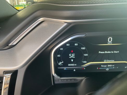 Used 2024 GMC Sierra 3500 Denali w/ Denali Reserve Package image 10